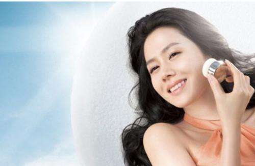 秋季美容护肤小常识,补水保湿是重点!