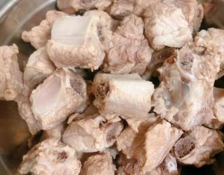 “秋进补，冬打虎”，秋天常喝4道汤，滋补强身健体，增强免疫力