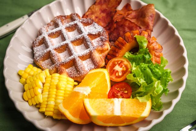 不同年龄段人群秋季饮食指南,这些需要“避坑”的饮食你都知道吗