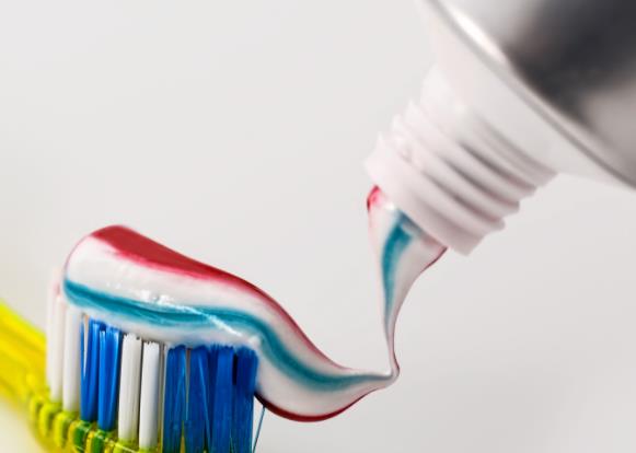 精油牙膏:什么是精油牙膏?