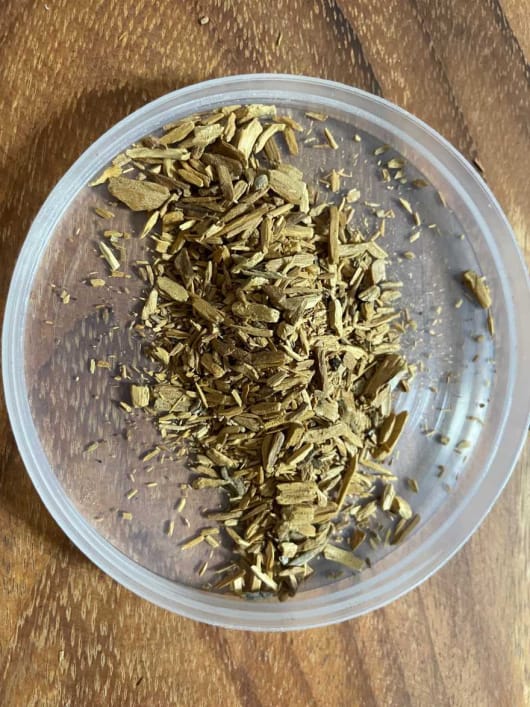 芳香知识,来看看我手上的香料图。