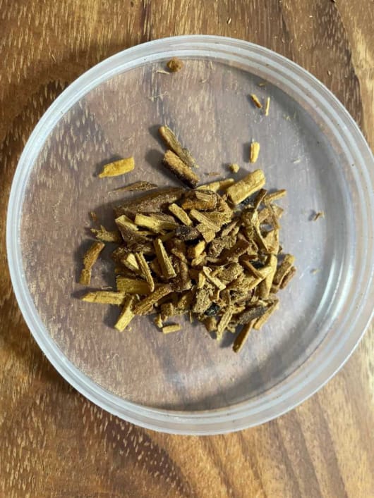 芳香知识,来看看我手上的香料图。