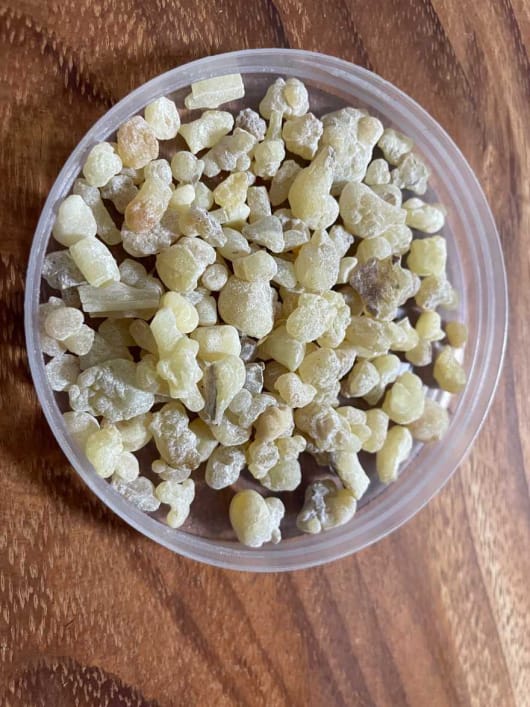 芳香知识,来看看我手上的香料图。