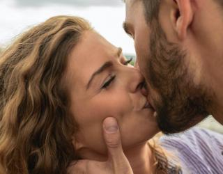 初吻是什么感觉(初吻是什么感觉?)