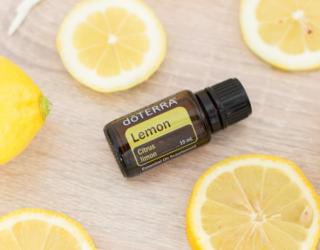 柠檬精油的制作方法