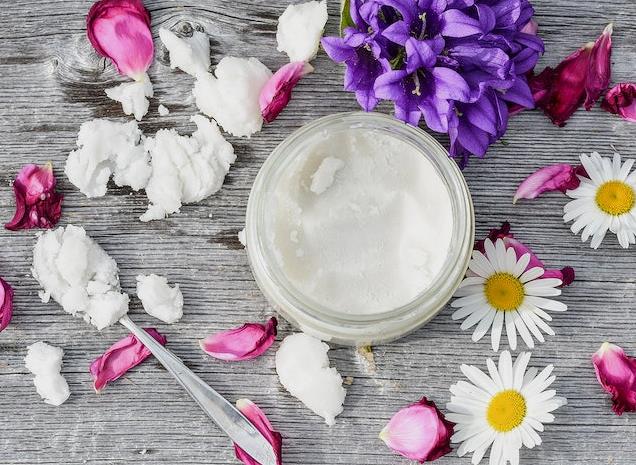 为什么你应该使用椰子油(如何使用椰子油护发)