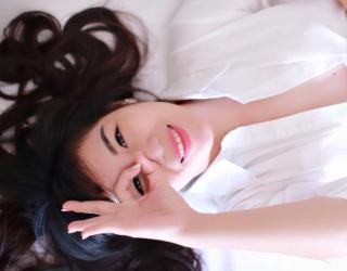 是什么导致乳房下垂？