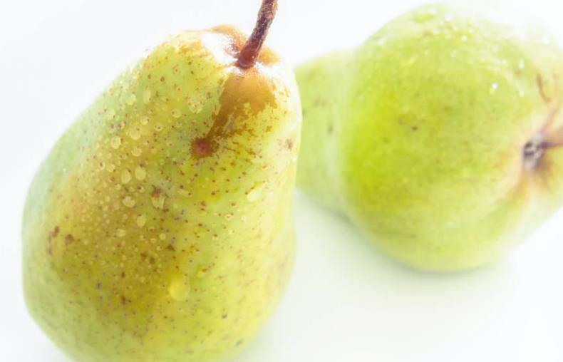 什么维生素可以让你的乳房变大?