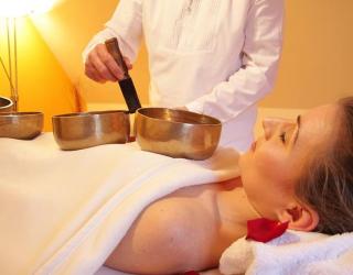 按摩舒缓精油的正确使用方法