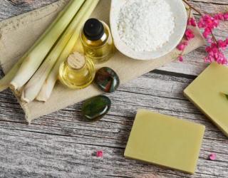 用香皂洗脸有什么好处吗？