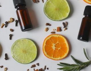 妇科三种精油（妇科精油的使用方法）