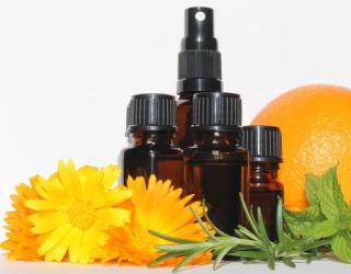 7种常见香薰精油以及其使用方法