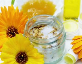 使用精油香薰和按摩的注意事项