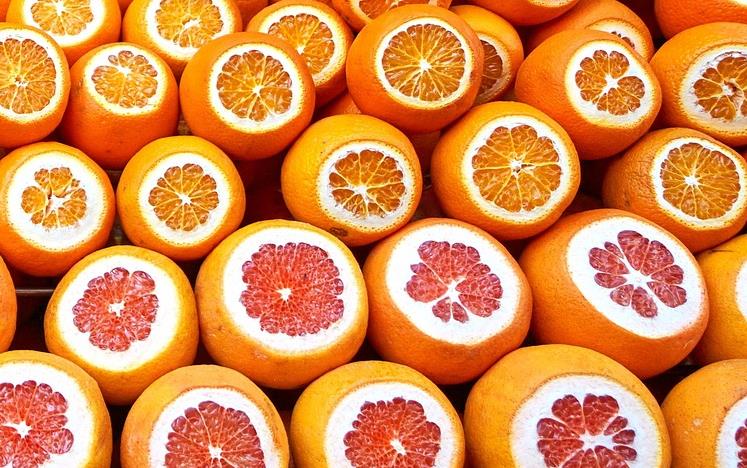 葡萄柚精油减肥法(如何使用葡萄柚精油减肥)