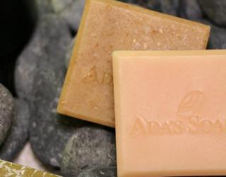 玫瑰精油皂的好处和用途及使用方法