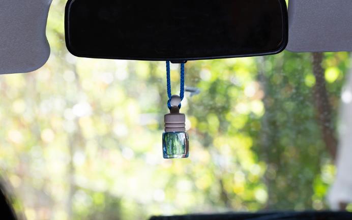 在汽车上使用精油扩散器安全吗?