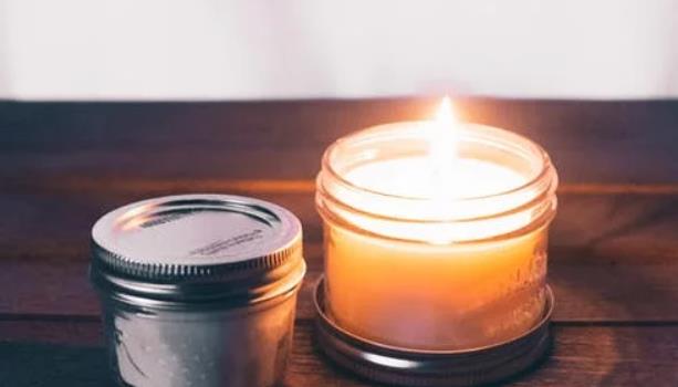 新冠肺炎:如使用精油熏香为家庭带来健康和温馨