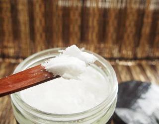 治疗湿疹的精油_9种湿疹精油和使用方法