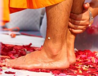什么是石蜡修脚(脚打蜡的作用)
