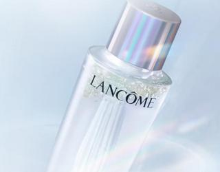 祛痘精华液多久用一次(祛痘精华液一般在什么时候用)