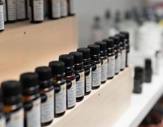 提高性功能的精油有哪几种(改善性功能用什么精油)