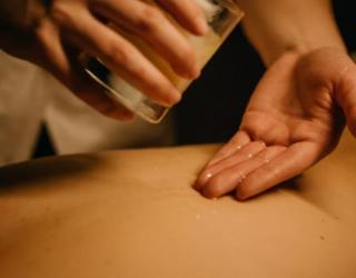 油压是什么服务(全身油压是什么意思啊)