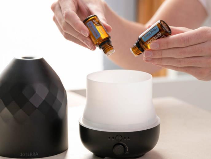 蒸脸仪器里面可以放什么补水(放什么更好)