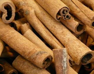 肉桂是桂皮吗_肉桂和桂皮的区别是什么