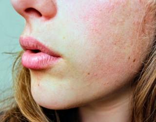 精华液什么时候用效果最好(精华液什么时候擦效果好)