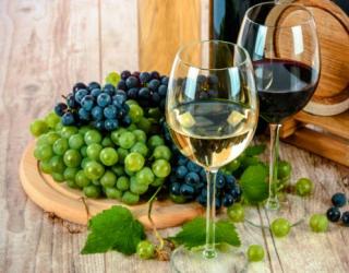 全身按摩用什么精油最好(身体按摩精油怎么选)